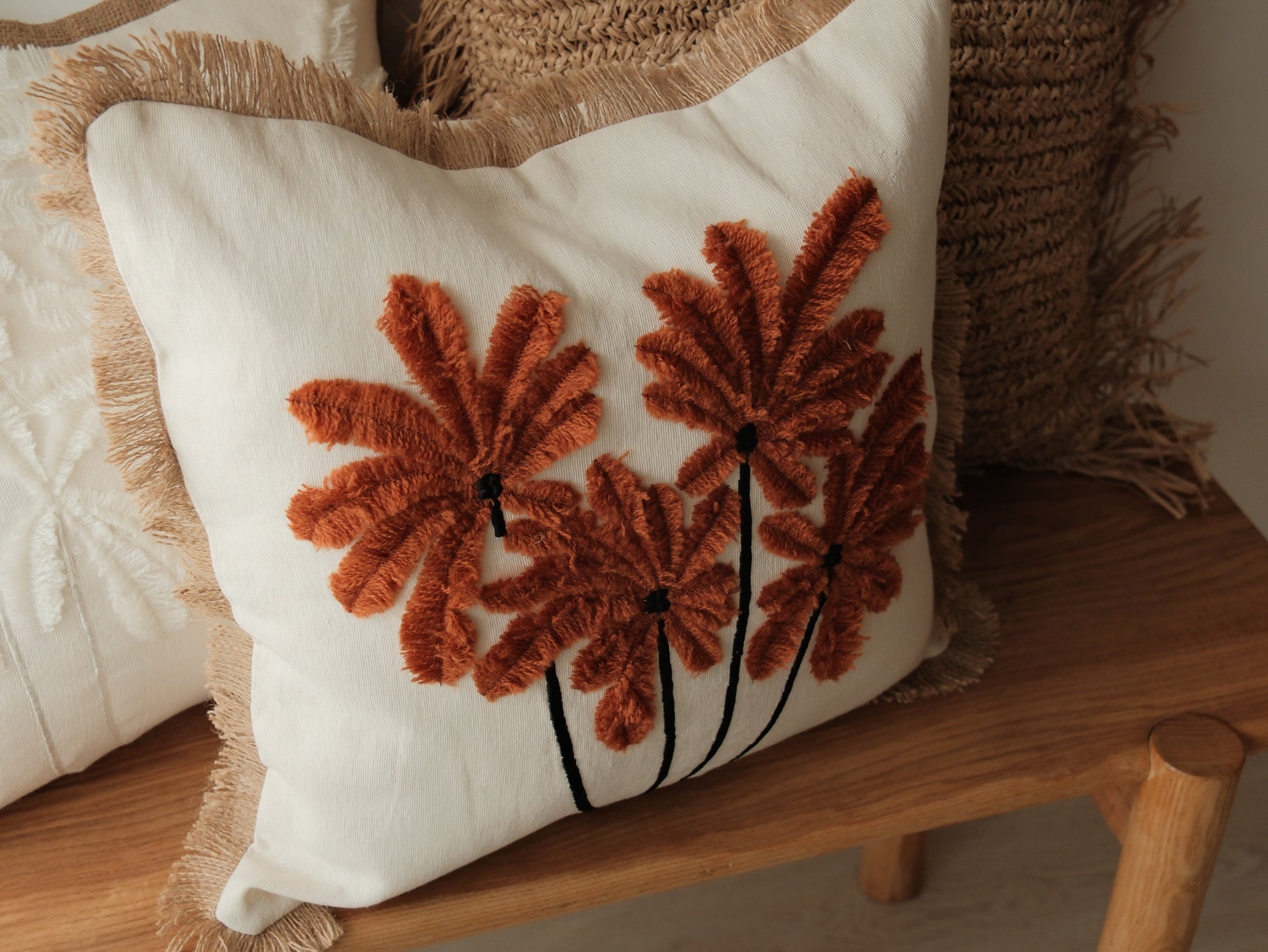 Buzzy Bloom Island｜嗡嗡花島