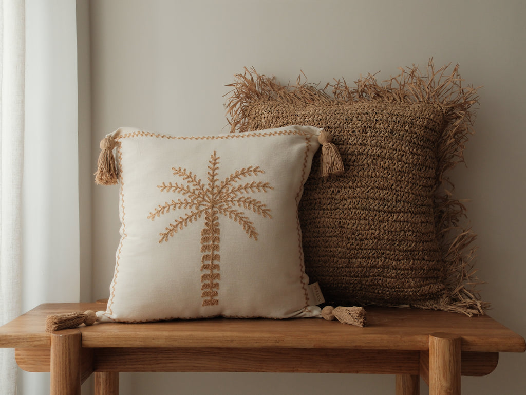 Sun-Kissed Palm｜金色陽光下的棕櫚樹