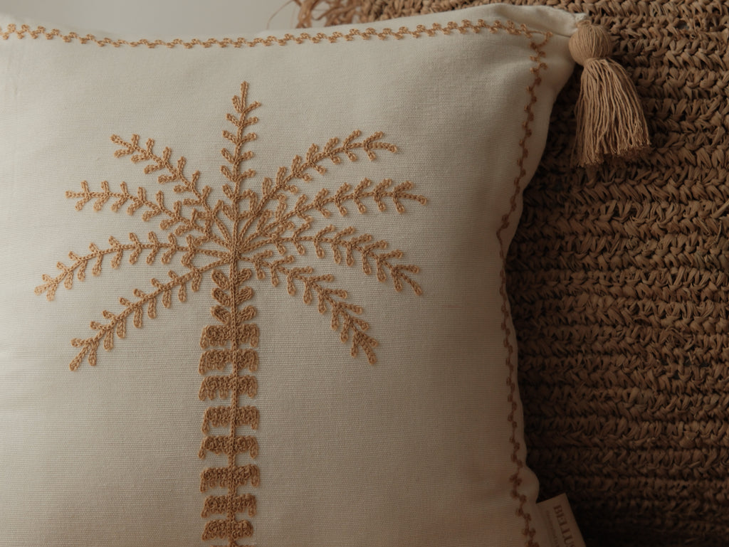 Sun-Kissed Palm｜金色陽光下的棕櫚樹